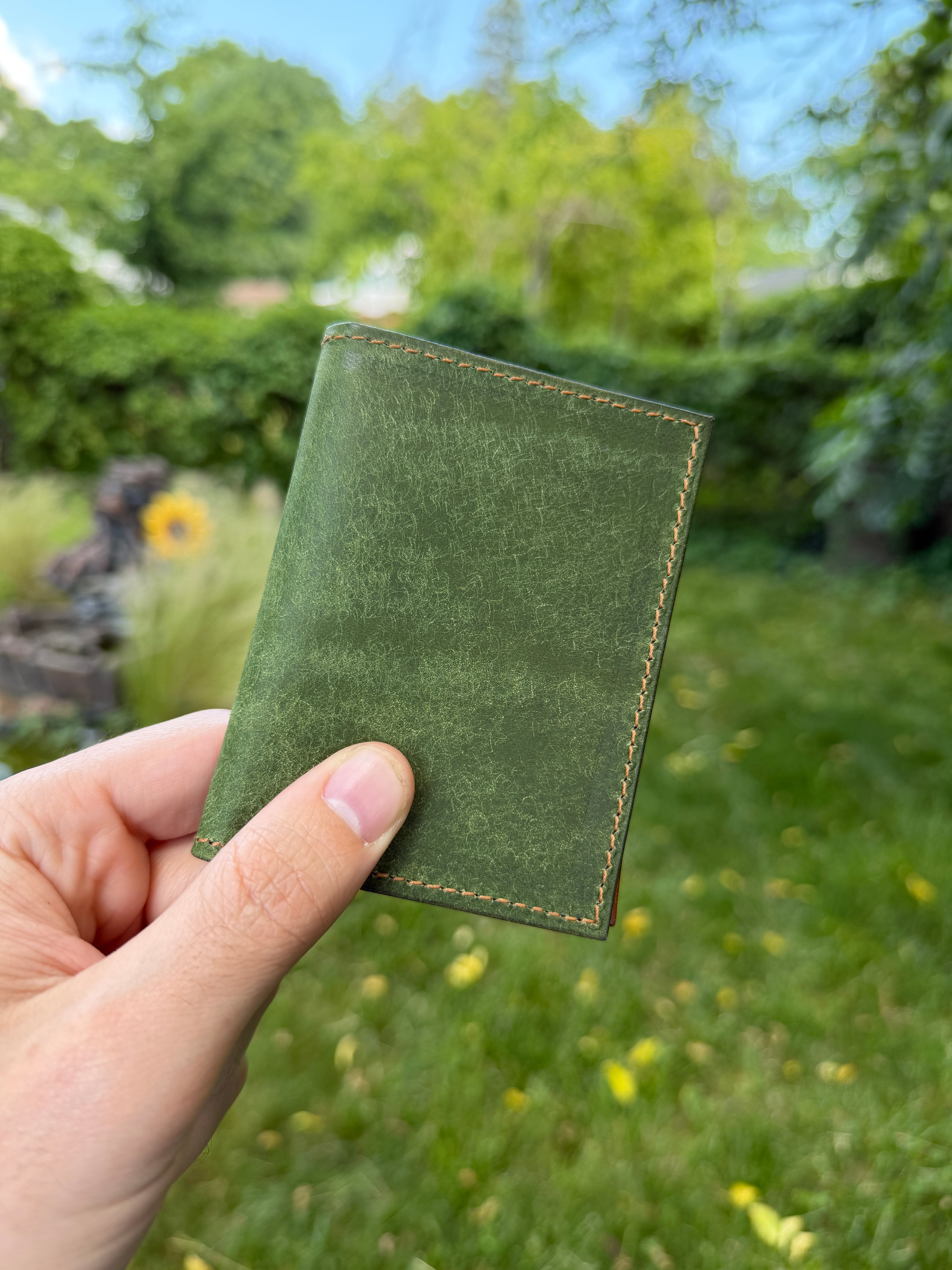 Cevanto green leather wallet front view